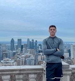 Lukas Frohlich (@TheShortBear) avatar